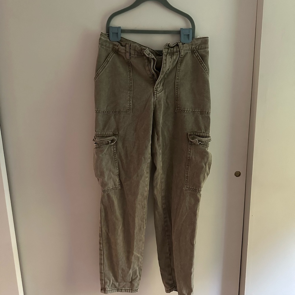 SHEIN Women’s Army Green Cargo Pants